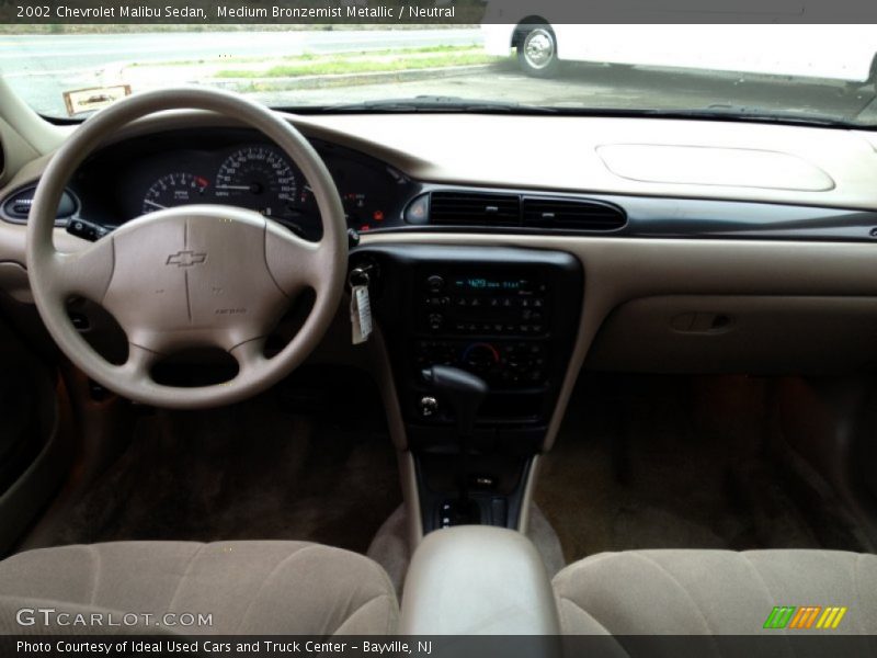 Medium Bronzemist Metallic / Neutral 2002 Chevrolet Malibu Sedan