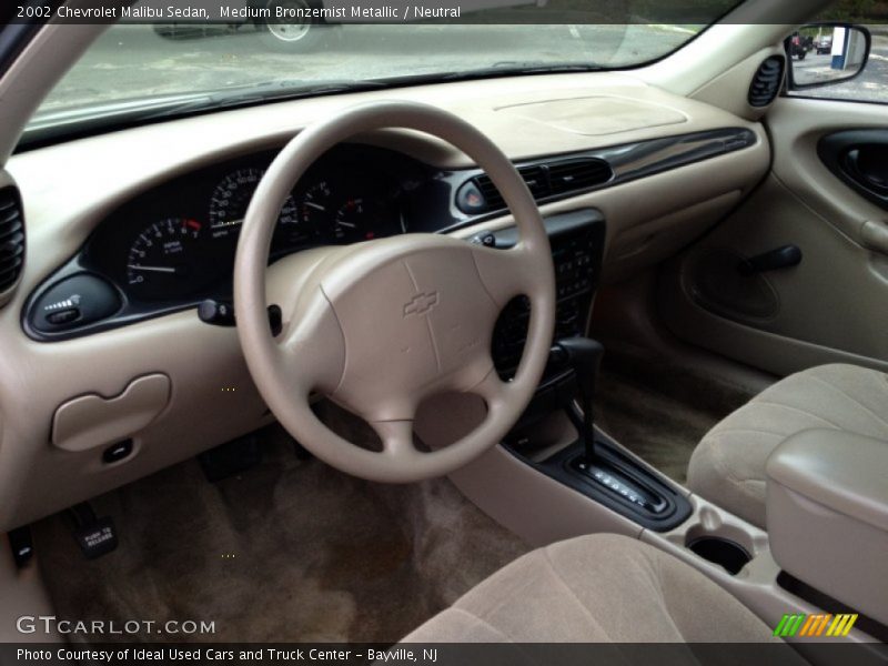 Medium Bronzemist Metallic / Neutral 2002 Chevrolet Malibu Sedan