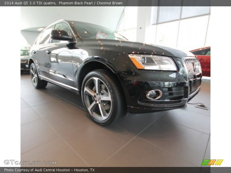 Phantom Black Pearl / Chestnut Brown 2014 Audi Q5 3.0 TDI quattro