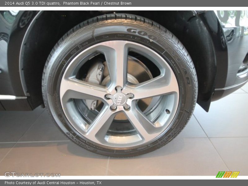 Phantom Black Pearl / Chestnut Brown 2014 Audi Q5 3.0 TDI quattro