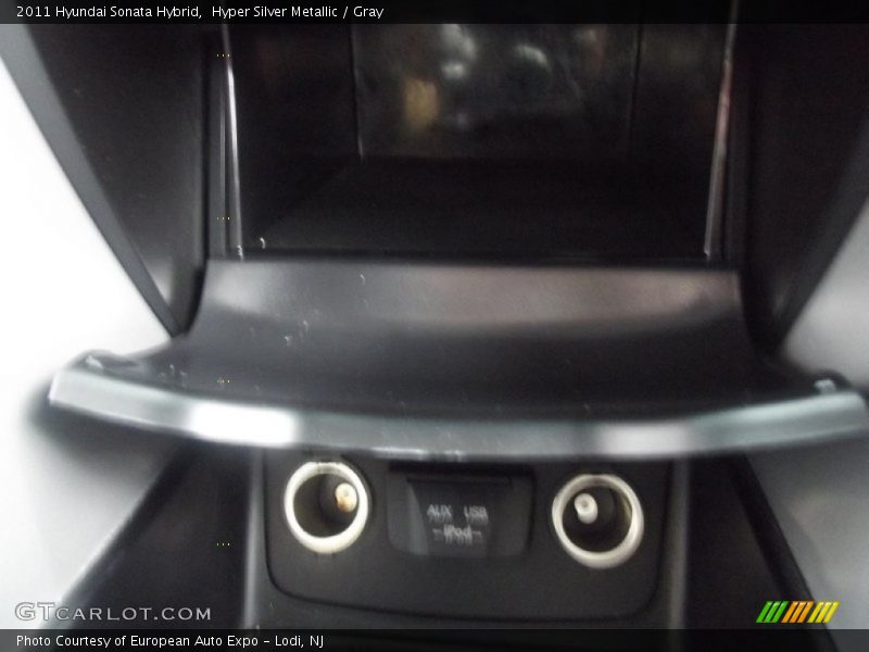 Hyper Silver Metallic / Gray 2011 Hyundai Sonata Hybrid