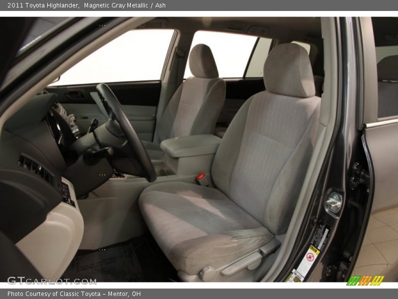Magnetic Gray Metallic / Ash 2011 Toyota Highlander