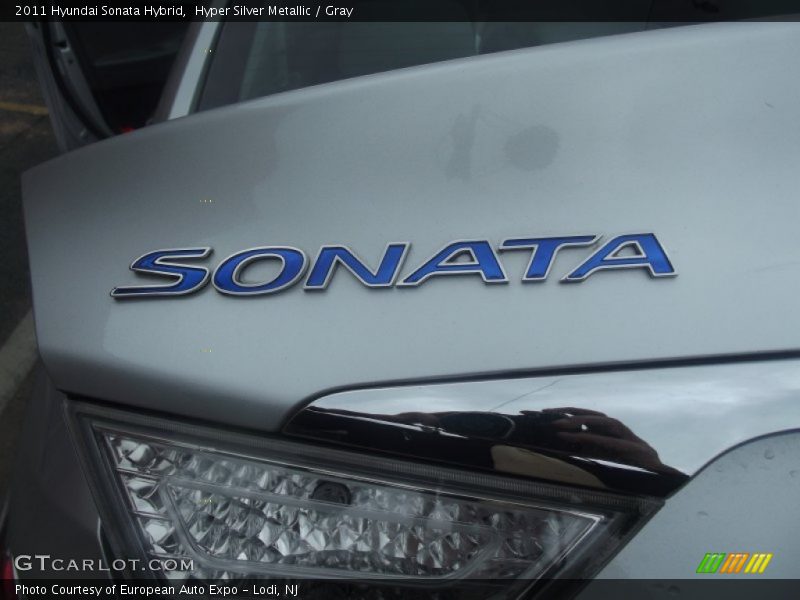 Hyper Silver Metallic / Gray 2011 Hyundai Sonata Hybrid