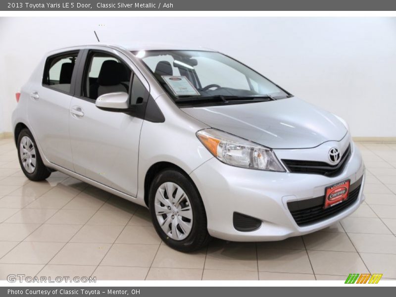Classic Silver Metallic / Ash 2013 Toyota Yaris LE 5 Door