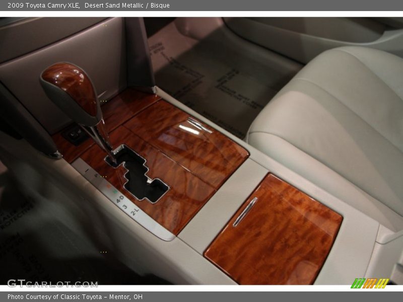 Desert Sand Metallic / Bisque 2009 Toyota Camry XLE