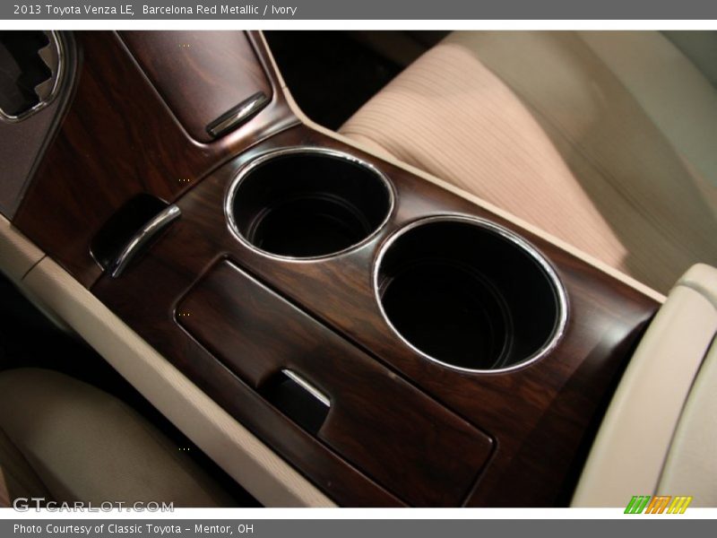 Barcelona Red Metallic / Ivory 2013 Toyota Venza LE