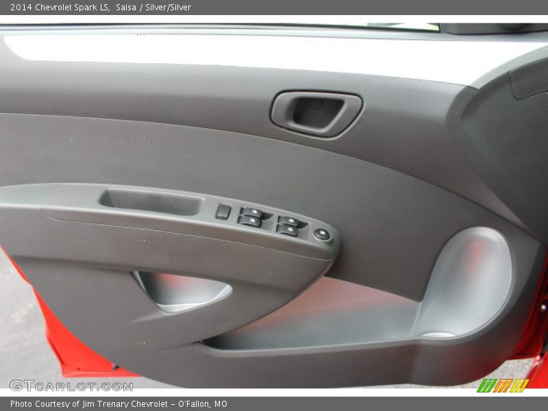 Salsa / Silver/Silver 2014 Chevrolet Spark LS