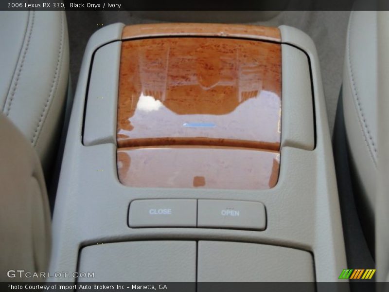 Black Onyx / Ivory 2006 Lexus RX 330