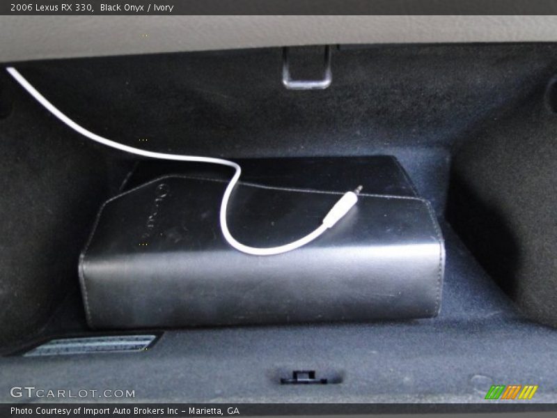 Black Onyx / Ivory 2006 Lexus RX 330