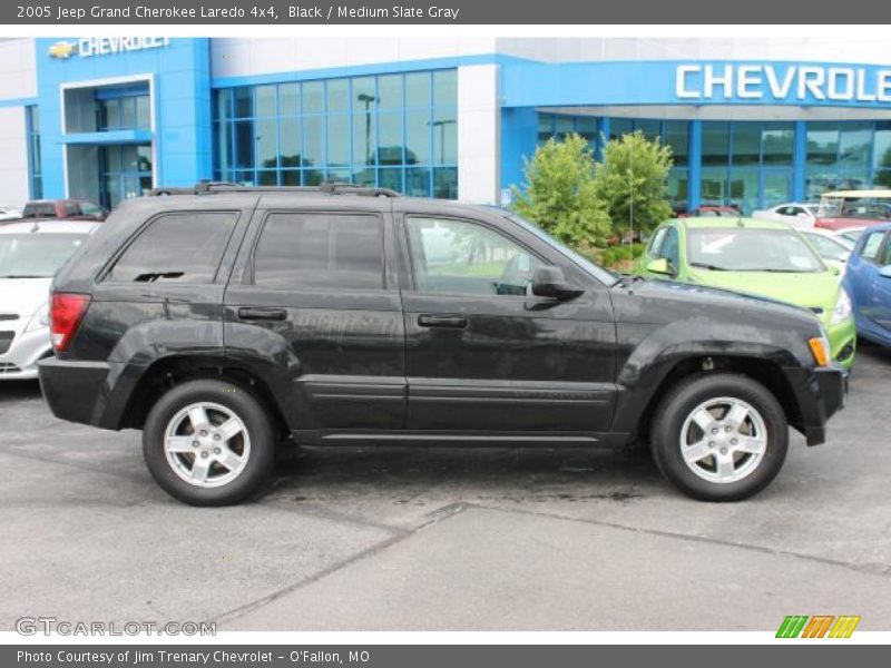 Black / Medium Slate Gray 2005 Jeep Grand Cherokee Laredo 4x4