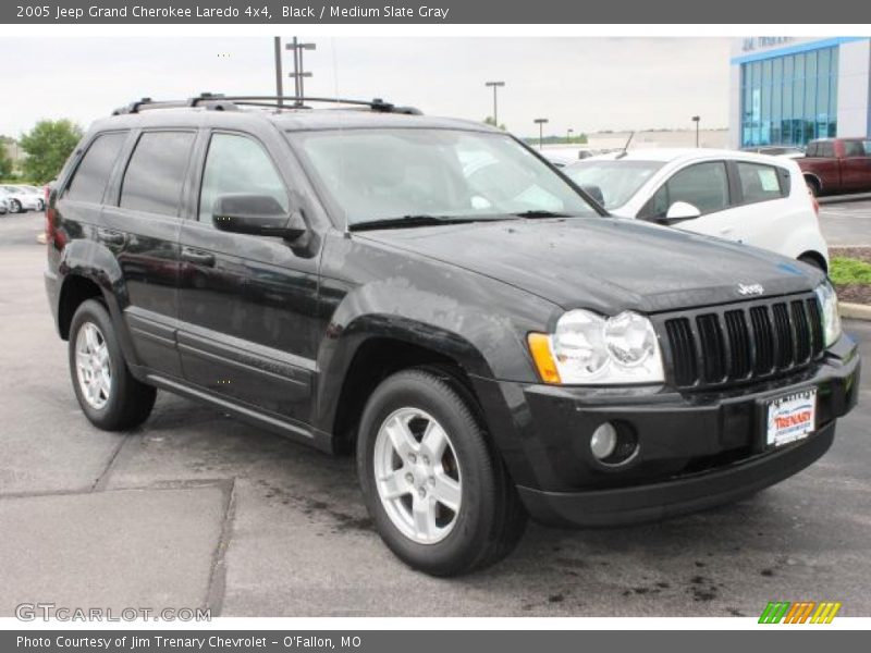 Black / Medium Slate Gray 2005 Jeep Grand Cherokee Laredo 4x4