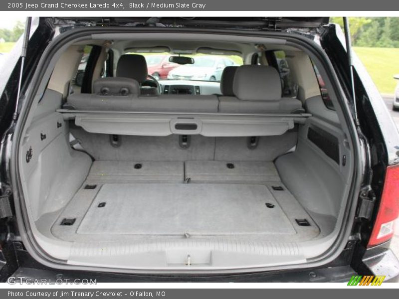 Black / Medium Slate Gray 2005 Jeep Grand Cherokee Laredo 4x4