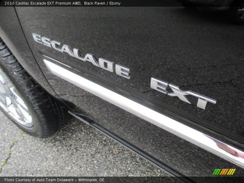 Black Raven / Ebony 2010 Cadillac Escalade EXT Premium AWD