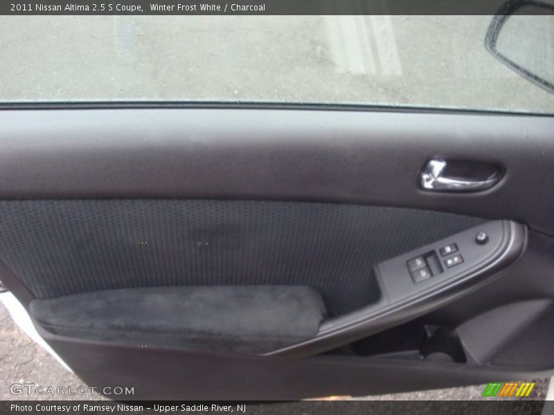Winter Frost White / Charcoal 2011 Nissan Altima 2.5 S Coupe