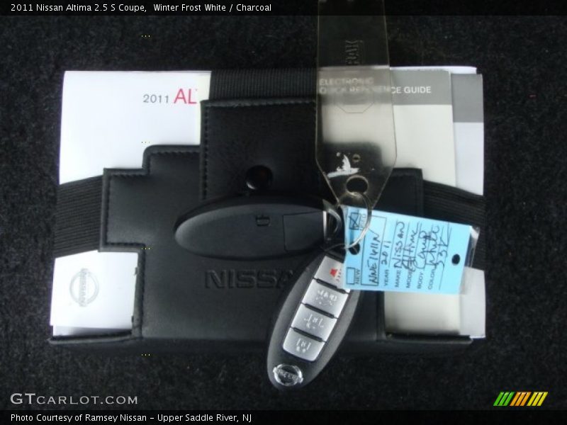 Winter Frost White / Charcoal 2011 Nissan Altima 2.5 S Coupe