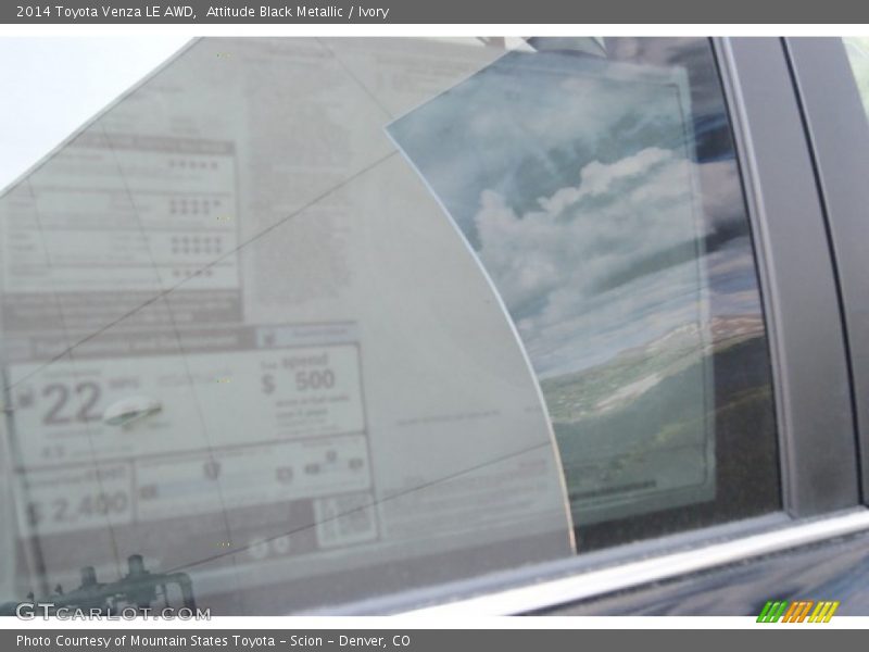 Attitude Black Metallic / Ivory 2014 Toyota Venza LE AWD