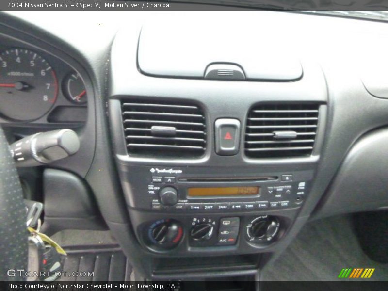 Molten Silver / Charcoal 2004 Nissan Sentra SE-R Spec V