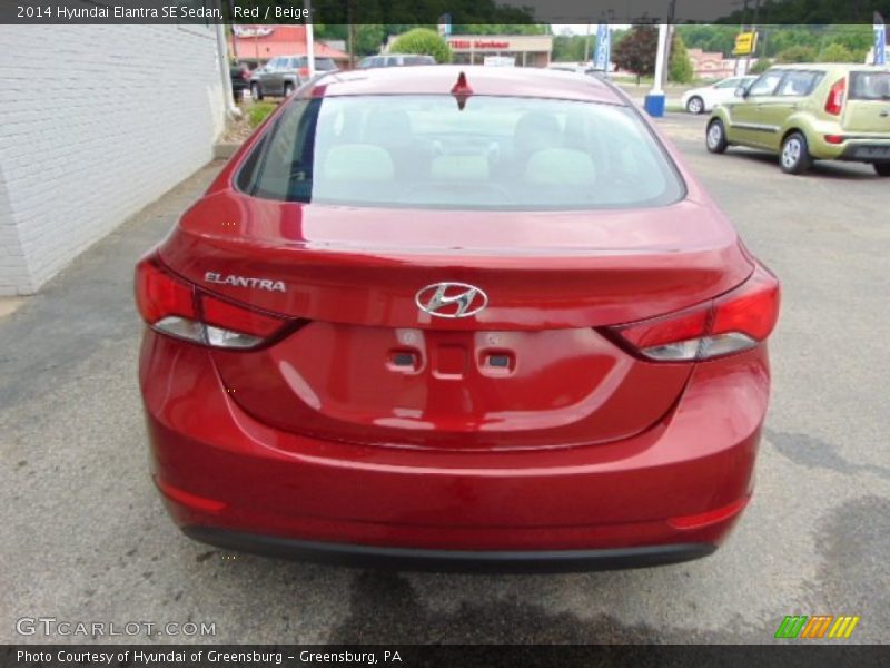 Red / Beige 2014 Hyundai Elantra SE Sedan