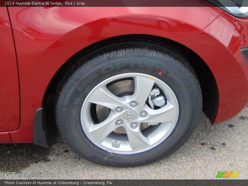 Red / Gray 2014 Hyundai Elantra SE Sedan