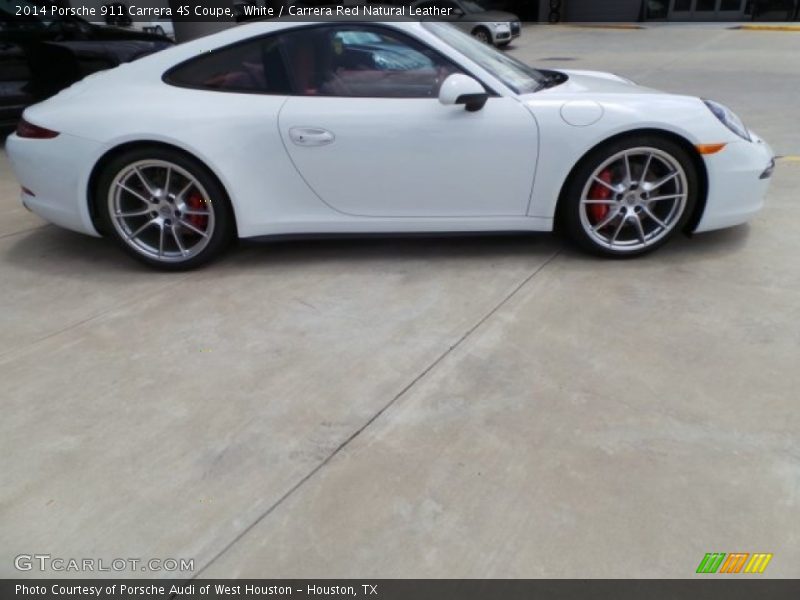 White / Carrera Red Natural Leather 2014 Porsche 911 Carrera 4S Coupe