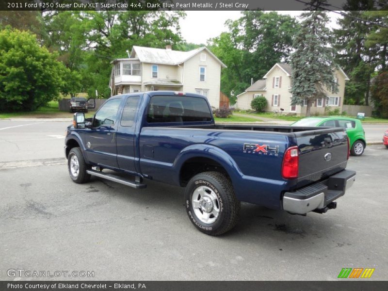 Dark Blue Pearl Metallic / Steel Gray 2011 Ford F250 Super Duty XLT SuperCab 4x4