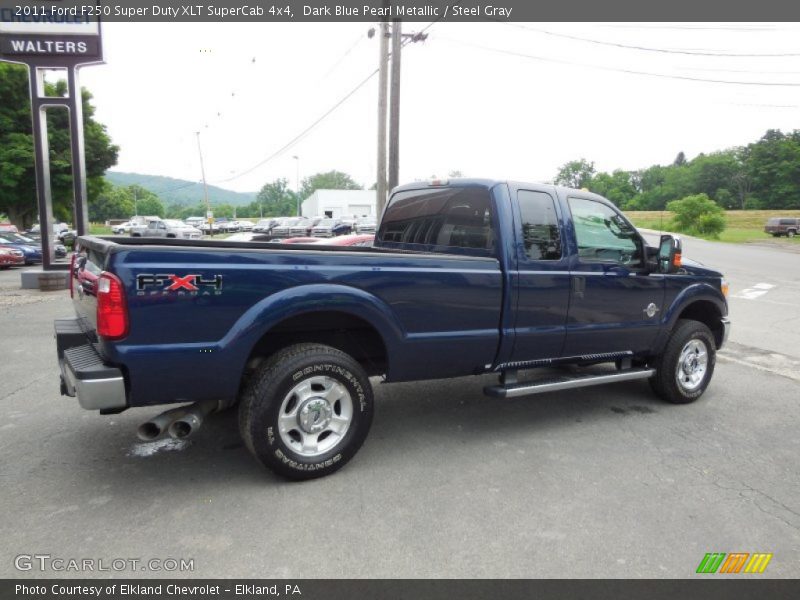 Dark Blue Pearl Metallic / Steel Gray 2011 Ford F250 Super Duty XLT SuperCab 4x4