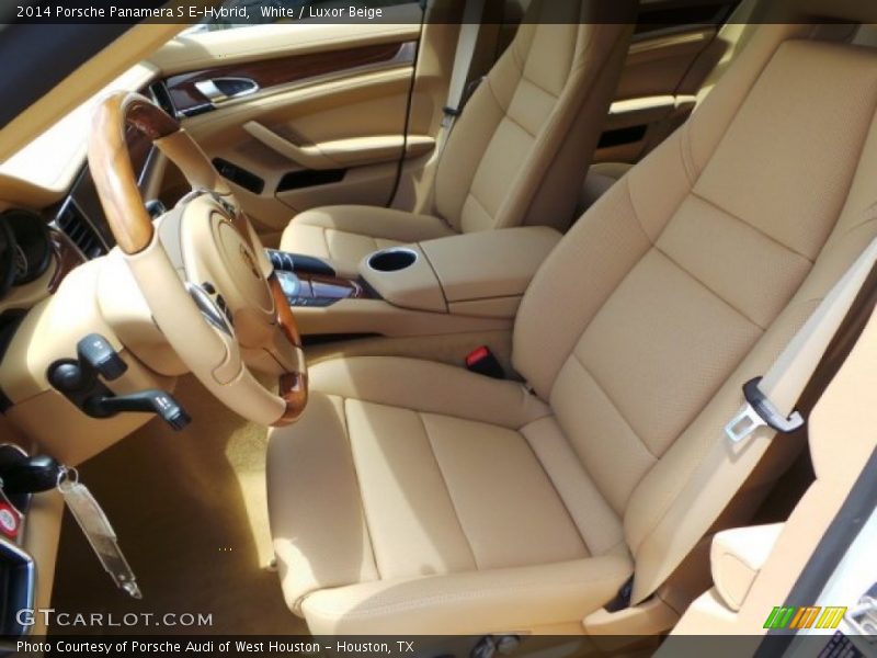 Front Seat of 2014 Panamera S E-Hybrid