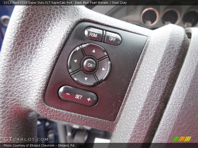 Dark Blue Pearl Metallic / Steel Gray 2011 Ford F250 Super Duty XLT SuperCab 4x4