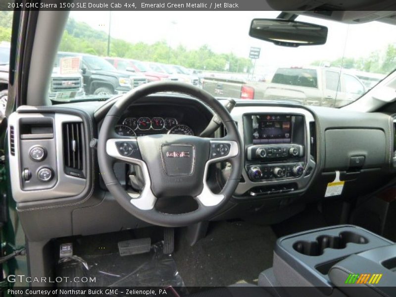 Dashboard of 2014 Sierra 1500 SLE Double Cab 4x4