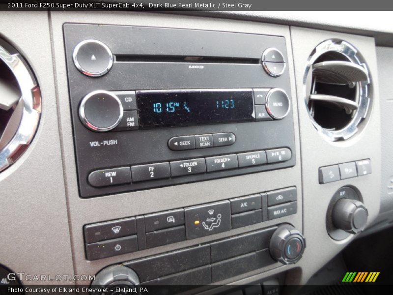 Dark Blue Pearl Metallic / Steel Gray 2011 Ford F250 Super Duty XLT SuperCab 4x4
