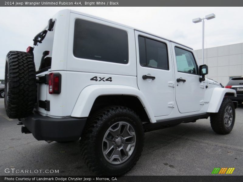 Bright White / Black 2014 Jeep Wrangler Unlimited Rubicon 4x4