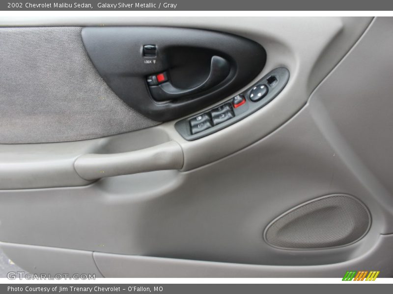 Galaxy Silver Metallic / Gray 2002 Chevrolet Malibu Sedan