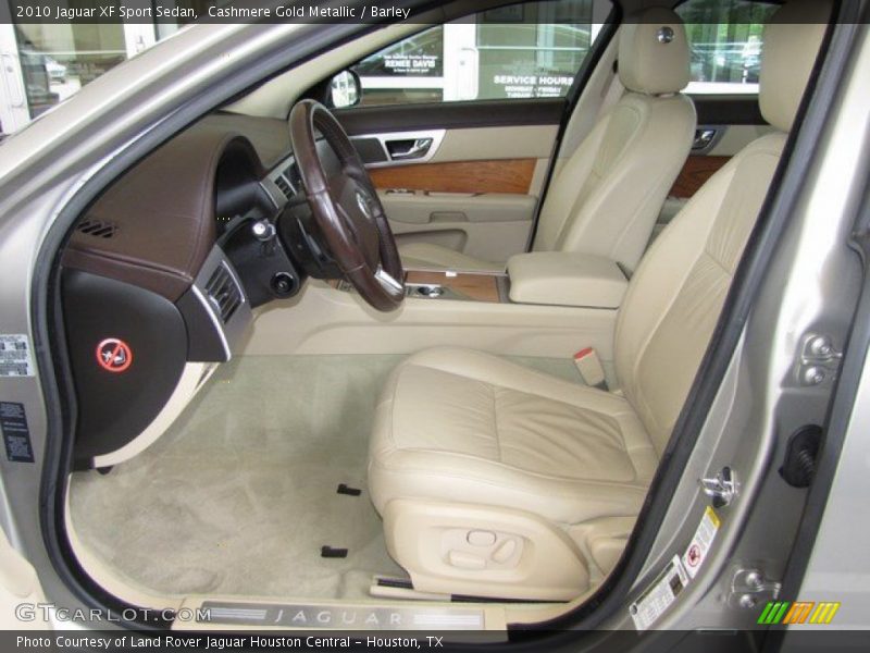 Cashmere Gold Metallic / Barley 2010 Jaguar XF Sport Sedan