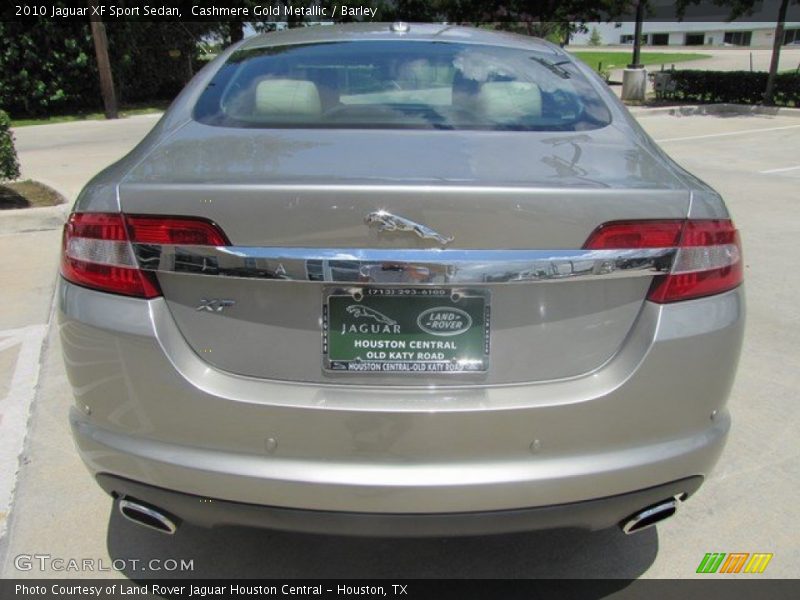 Cashmere Gold Metallic / Barley 2010 Jaguar XF Sport Sedan