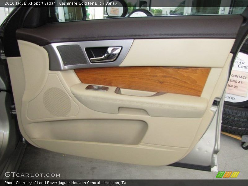 Cashmere Gold Metallic / Barley 2010 Jaguar XF Sport Sedan