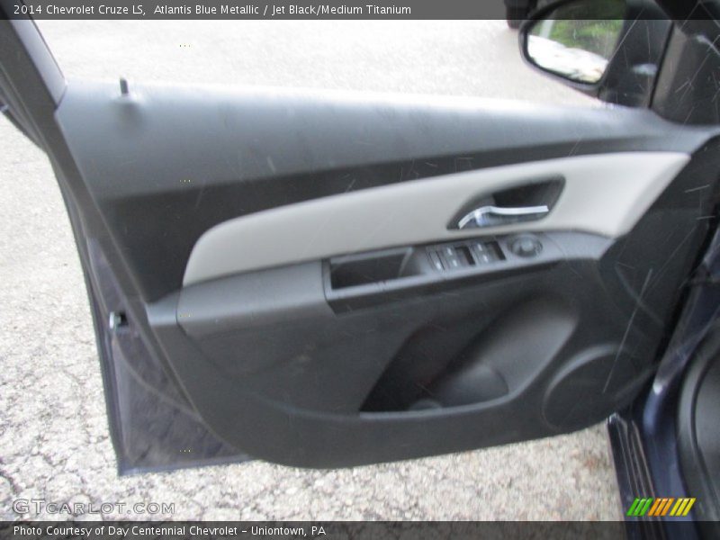 Atlantis Blue Metallic / Jet Black/Medium Titanium 2014 Chevrolet Cruze LS