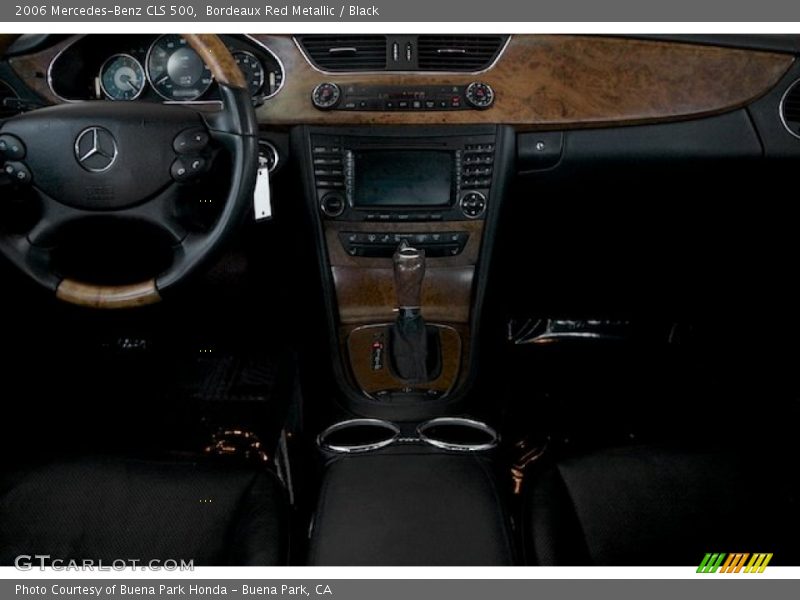 Bordeaux Red Metallic / Black 2006 Mercedes-Benz CLS 500