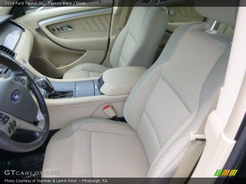 Tuxedo Black / Dune 2014 Ford Taurus SEL