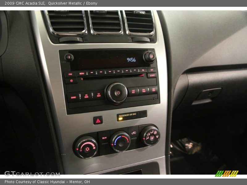 Quicksilver Metallic / Ebony 2009 GMC Acadia SLE