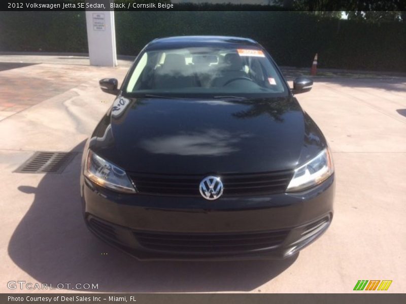 Black / Cornsilk Beige 2012 Volkswagen Jetta SE Sedan
