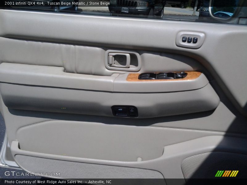 Tuscan Beige Metallic / Stone Beige 2001 Infiniti QX4 4x4
