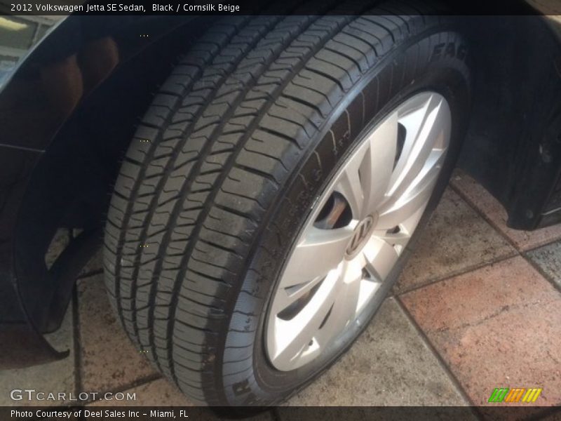 Black / Cornsilk Beige 2012 Volkswagen Jetta SE Sedan