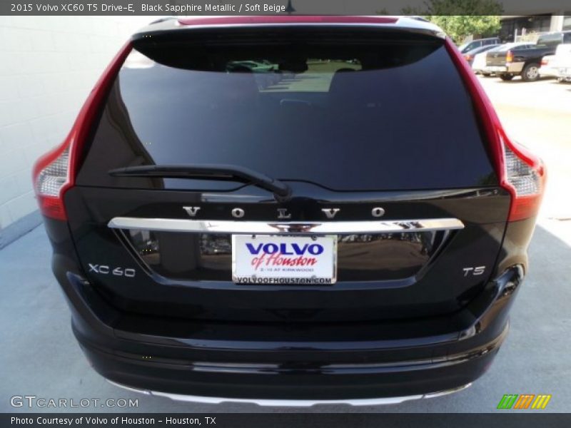 Black Sapphire Metallic / Soft Beige 2015 Volvo XC60 T5 Drive-E
