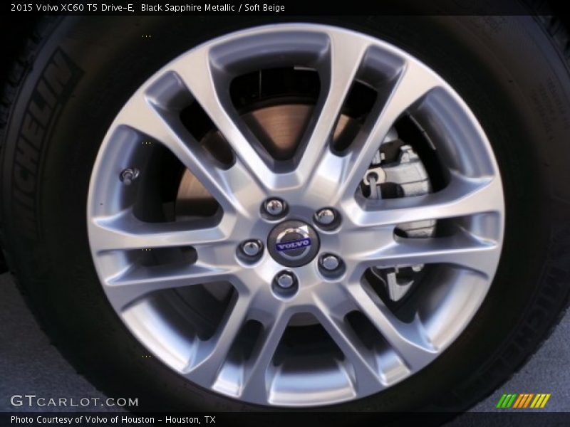 Black Sapphire Metallic / Soft Beige 2015 Volvo XC60 T5 Drive-E