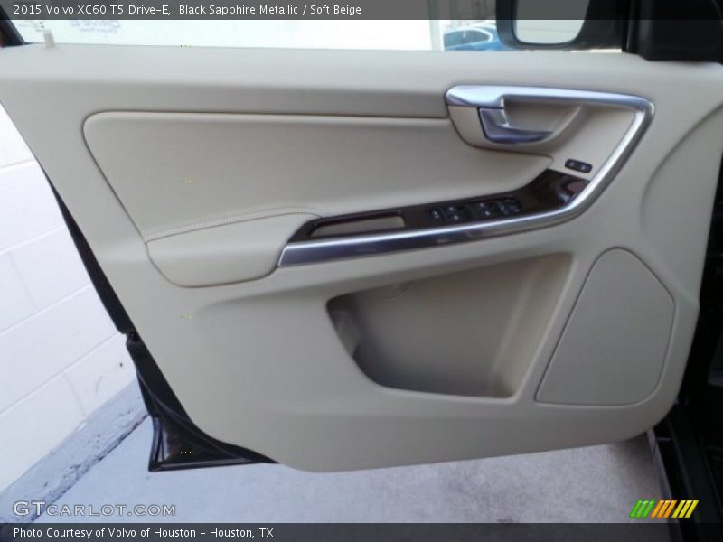 Black Sapphire Metallic / Soft Beige 2015 Volvo XC60 T5 Drive-E