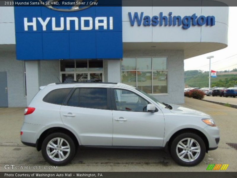 Radiant Silver / Gray 2010 Hyundai Santa Fe SE 4WD