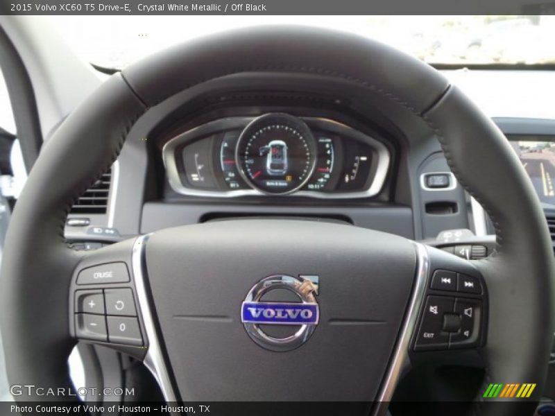 Crystal White Metallic / Off Black 2015 Volvo XC60 T5 Drive-E