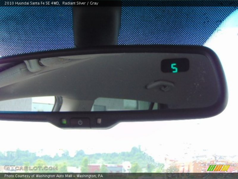 Radiant Silver / Gray 2010 Hyundai Santa Fe SE 4WD