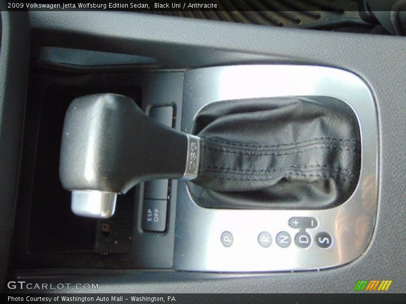 Black Uni / Anthracite 2009 Volkswagen Jetta Wolfsburg Edition Sedan