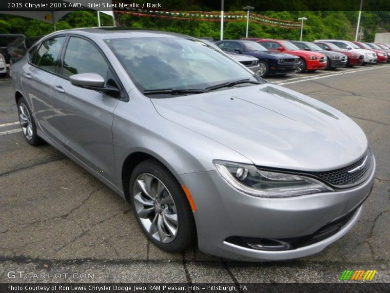 Front 3/4 View of 2015 200 S AWD